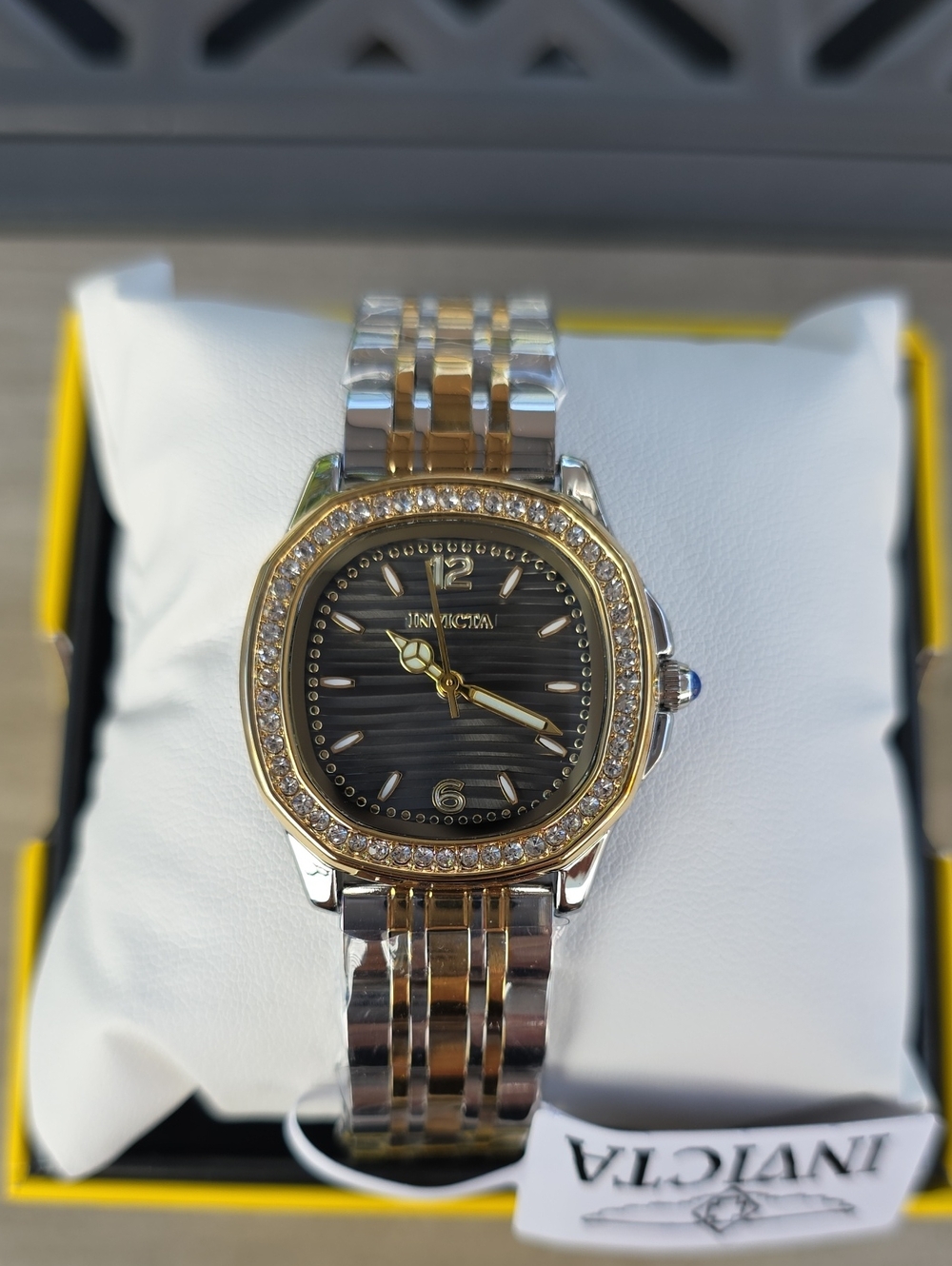727. Invicta Wildflower Ember Women's Watch - 31mm. Gold, Steel (69384)